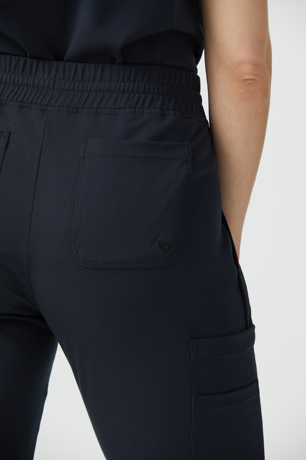 UA Butter-Soft STRETCH Women's 5-Pocket Jogger Scrub Pants - Petite Size  XS, Black Cotton/Polyester/Spandex